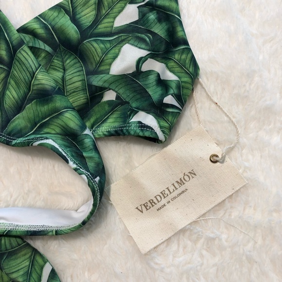NEW Verdelimon Bikini Top criss cross adjustable back Colombia foliage leaves S - Picture 4 of 7